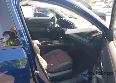 2025 Nissan Kicks Sr Fwd from USA, damaged, VIN 3N8AP6DA7SL403280